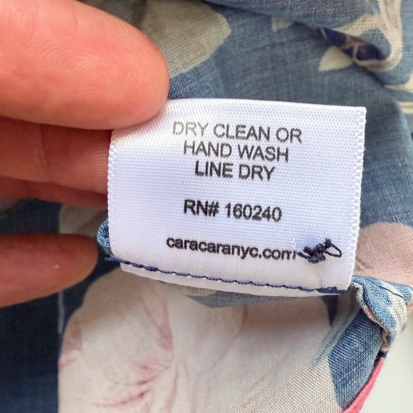 Cara Cara Win Floral Top Navy w/ Multicolor Print Size L $295 MSRP - Picture 12 of 12